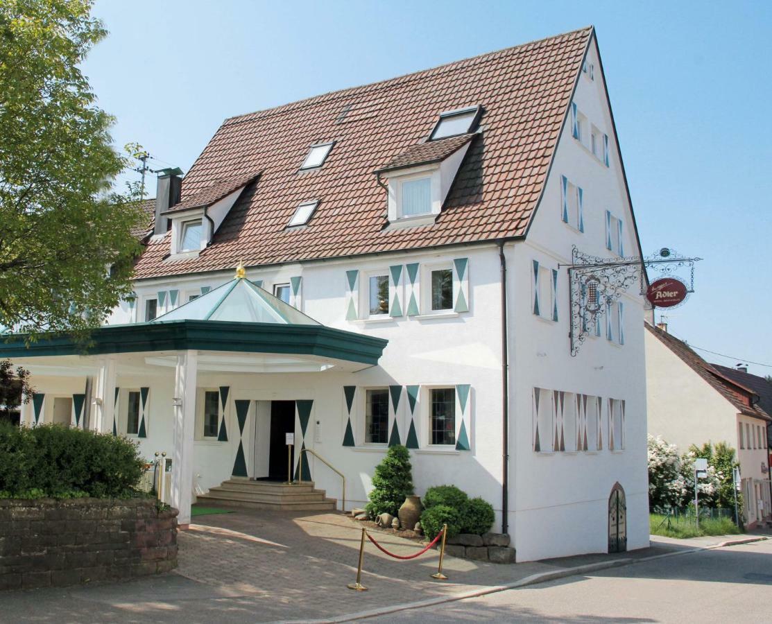 Hotel-Restaurant Arneggers Adler Tiefenbronn Eksteriør billede